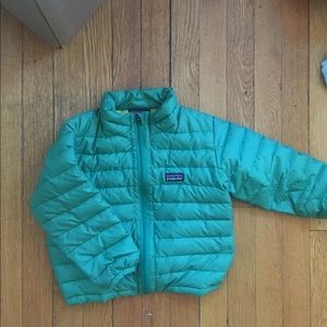 3t Patagonia Down Coat